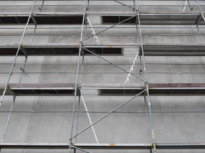 Comment prévenir les chutes de hauteur sur les chantiers